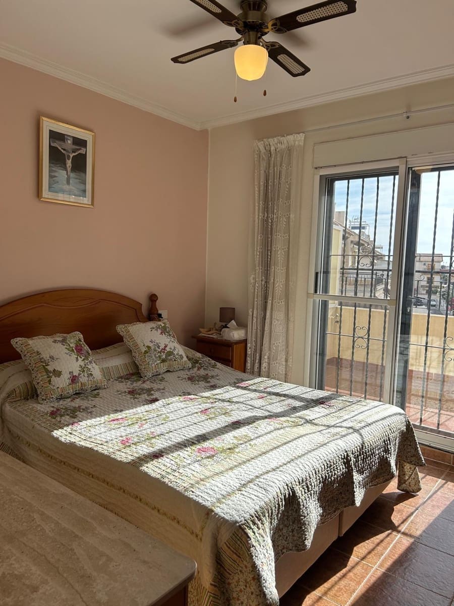 2 chambre Appartement à vendre à Orihuela Costa avec piscine - 199 000 € (Ref: 9359196)