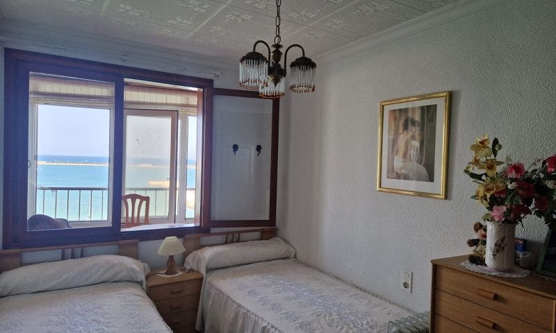 Apartamento de 3 habitaciones en Torrevieja en venta - 298.995 € (Ref: 9359201)
