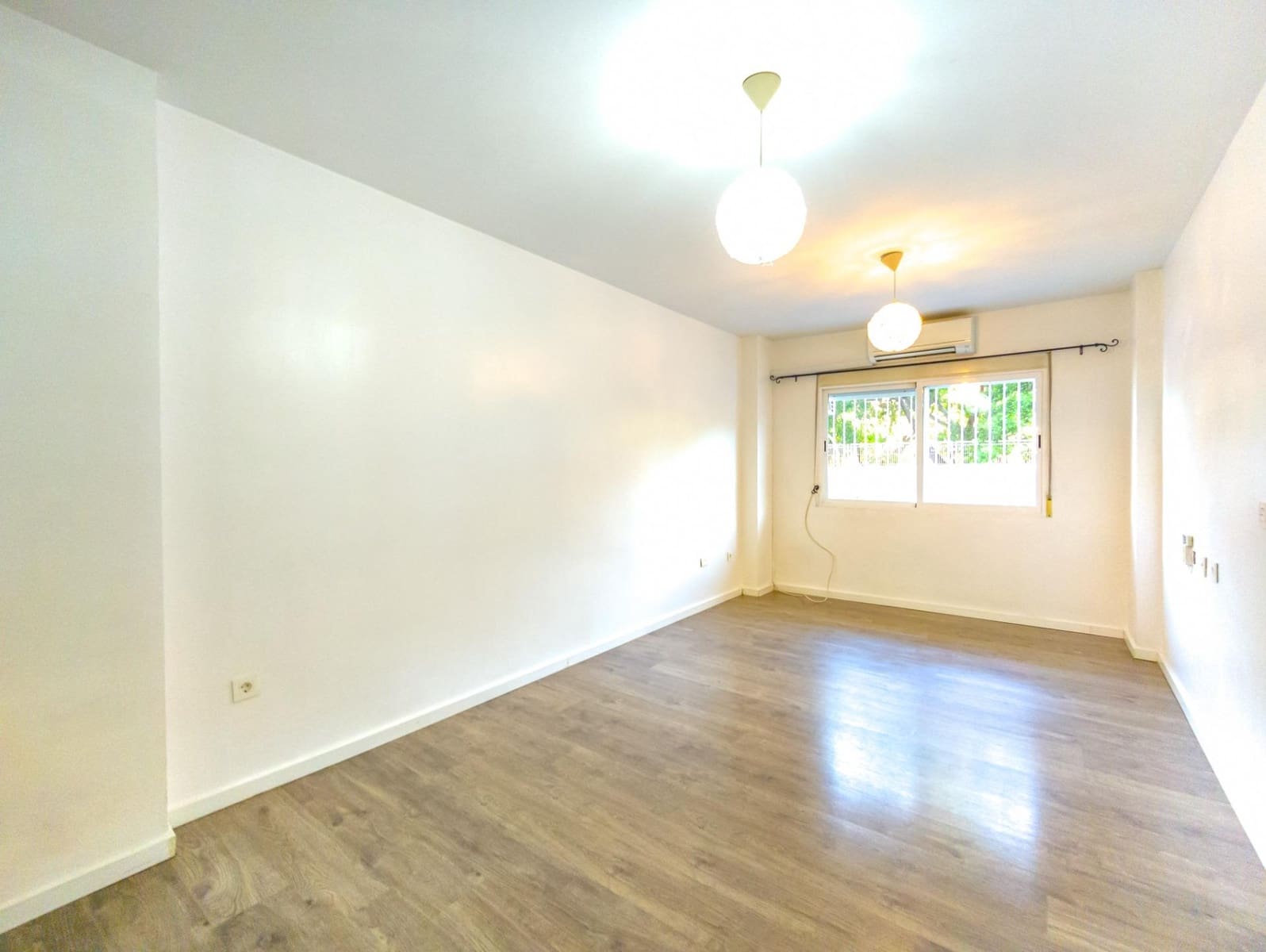 3 bedroom Apartment for sale in Torrevieja - € 155,000 (Ref: 9359230)