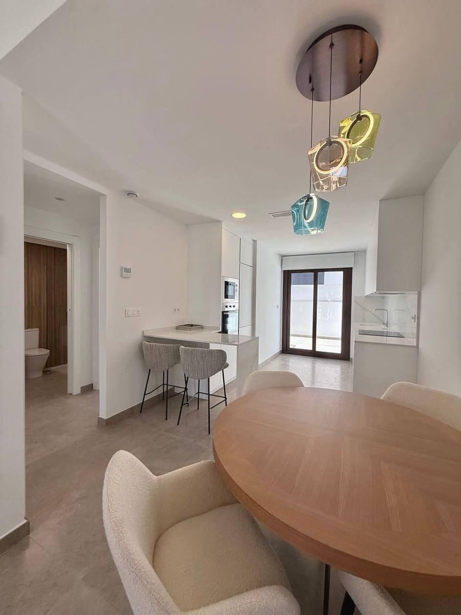 Apartamento de 2 habitaciones en Orihuela en venta - 285.000 € (Ref: 9359238)