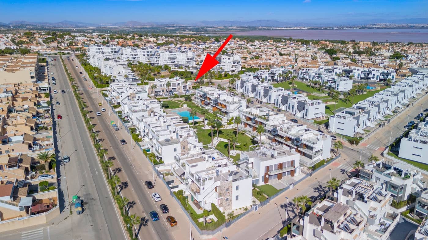 3 sovrum Bungalow till salu i Torrevieja - 569 000 € (Ref: 9359258)