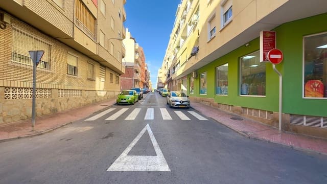 3 makuuhuone Huoneisto myytävänä paikassa Playa de los Locos, Torrevieja - 156 000 € (Ref: 9359260)