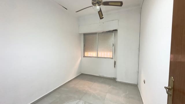 3 makuuhuone Huoneisto myytävänä paikassa Playa de los Locos, Torrevieja - 156 000 € (Ref: 9359260)