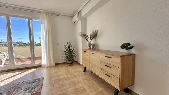2 slaapkamer Penthouse te koop in Centro - Muelle Pesquero, Torrevieja - € 247.000 (Ref: 9359266)