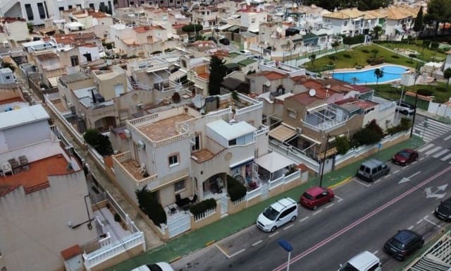 3 soveværelse Lejlighed til salg i Los Balcones - Los Altos, Torrevieja med swimmingpool - € 236.995 (Ref: 9359268)