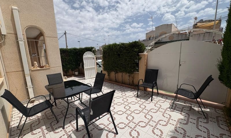 3 bedroom Townhouse for sale in Torrevieja with pool - € 236,995 (Ref: 9359268)