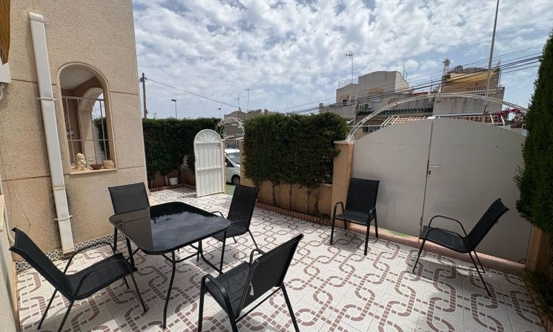 3 bedroom Townhouse for sale in Torrevieja with pool - € 236,995 (Ref: 9359268)