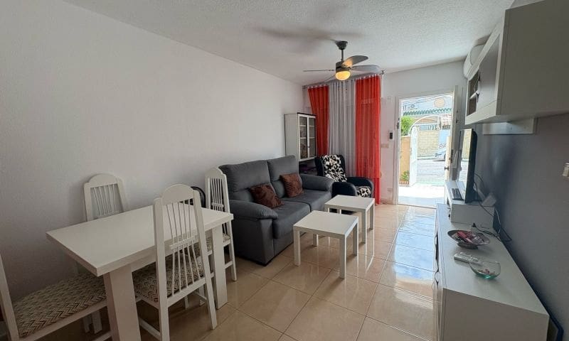 3 bedroom Townhouse for sale in Torrevieja with pool - € 236,995 (Ref: 9359268)