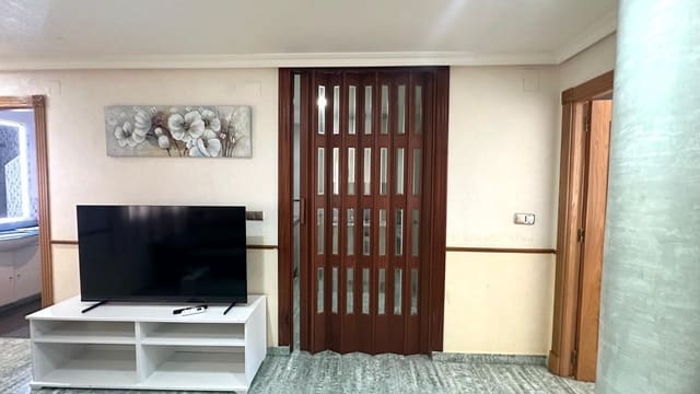 4 bedroom Apartment for sale in Puerto Deportivo, Torrevieja - € 480,000 (Ref: 9359275)