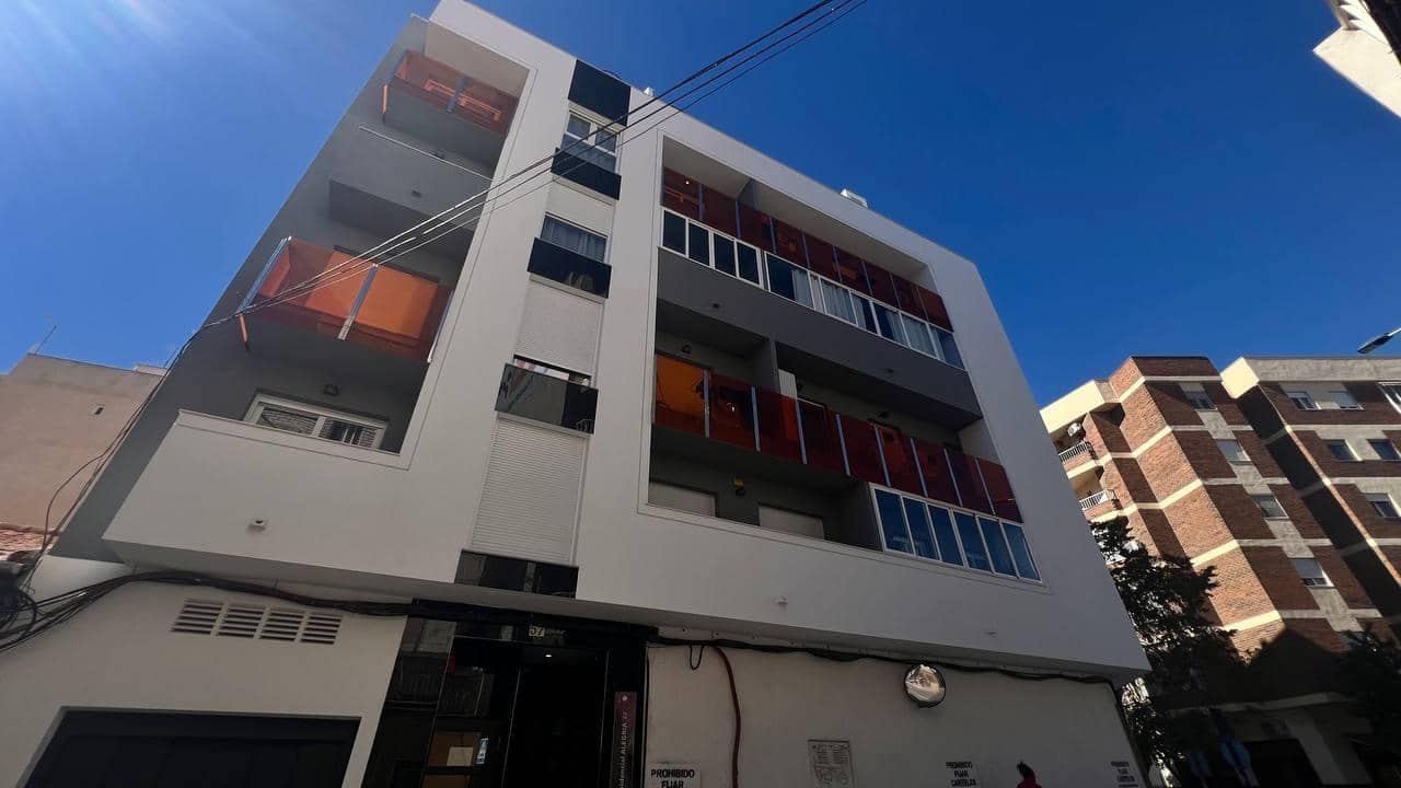 2 soveværelse Lejlighed til salg i Torrevieja - € 239.000 (Ref: 9359276)