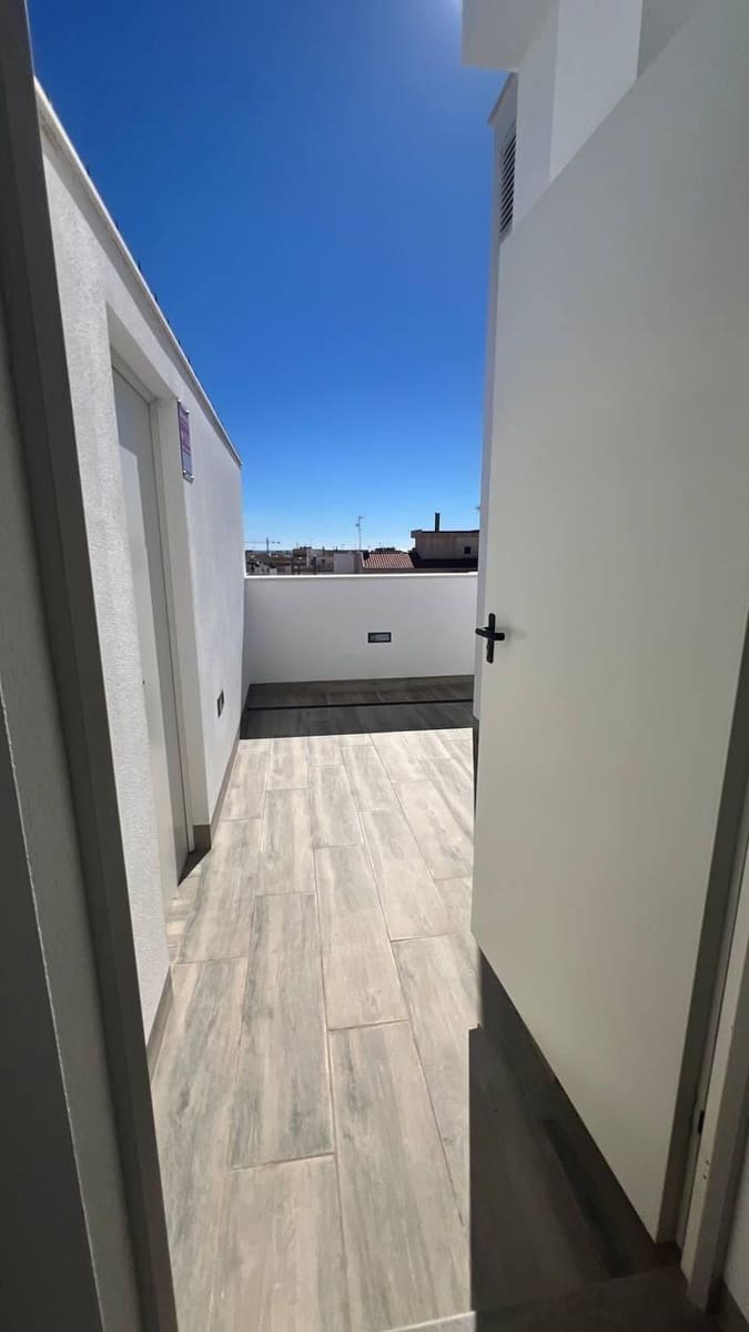 2 soveværelse Lejlighed til salg i Torrevieja - € 239.000 (Ref: 9359276)