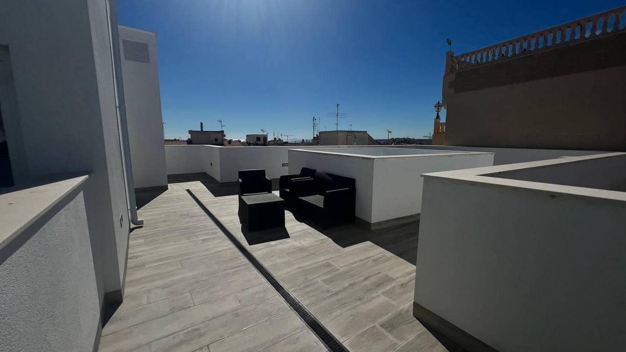 2 soveværelse Lejlighed til salg i Torrevieja - € 239.000 (Ref: 9359276)