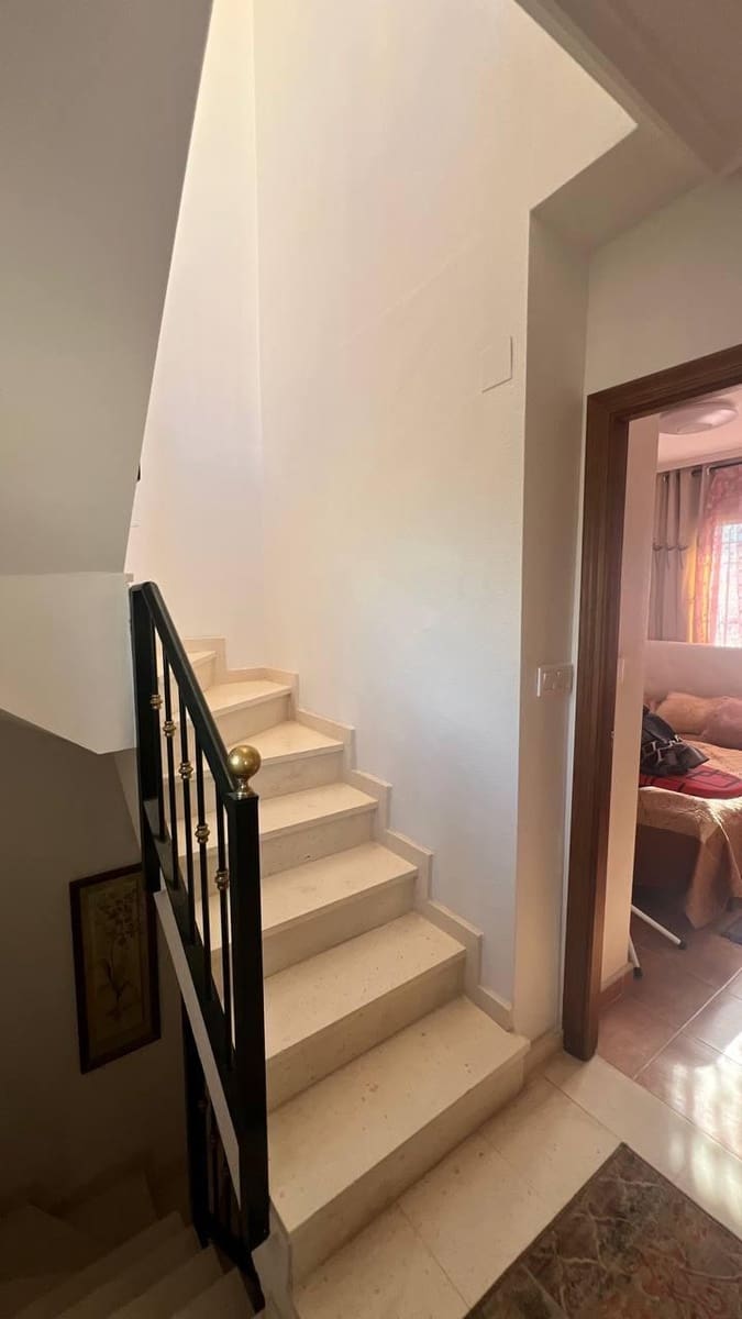 3 sypialnia Dom na sprzedaż w Orihuela Costa z basenem - 179 000 € (Ref: 9359282)