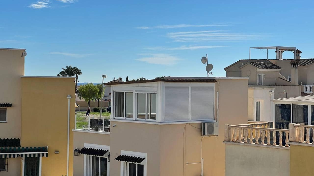 3 sypialnia Dom na sprzedaż w Orihuela Costa z basenem - 179 000 € (Ref: 9359282)