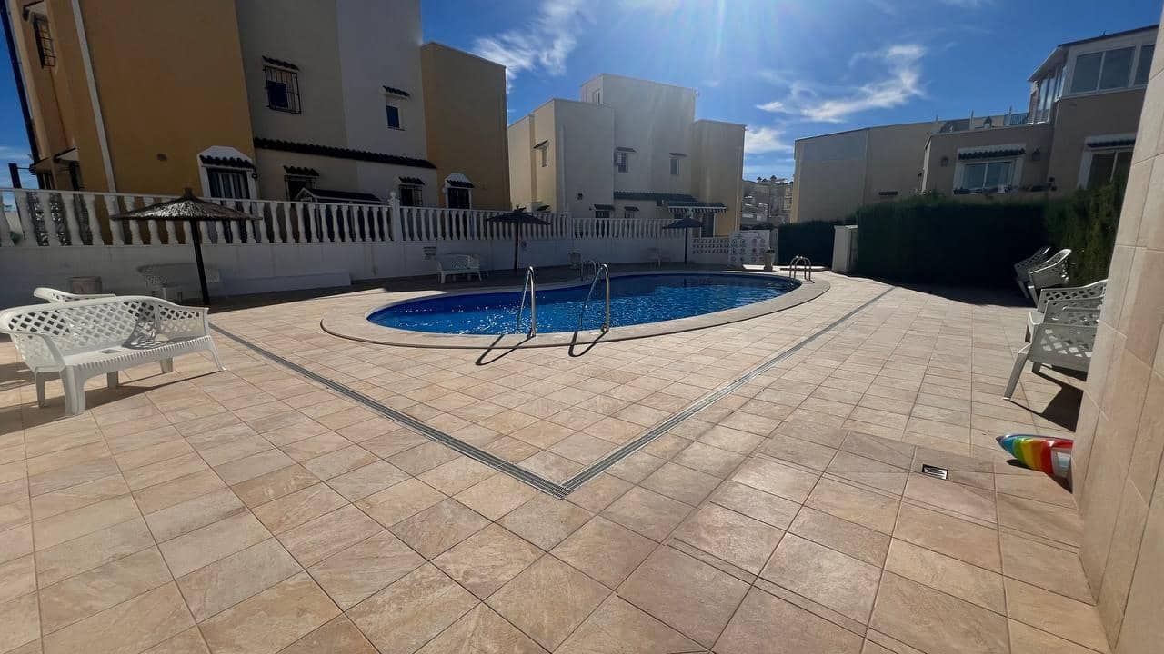3 sypialnia Dom na sprzedaż w Orihuela Costa z basenem - 179 000 € (Ref: 9359282)