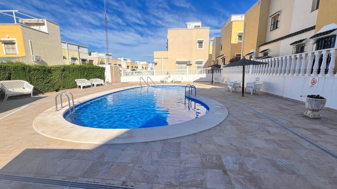 3 sypialnia Dom na sprzedaż w Orihuela Costa z basenem - 179 000 € (Ref: 9359282)