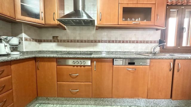 2 chambre Appartement à vendre à Puerto Deportivo, Torrevieja - 220 000 € (Ref: 9359291)