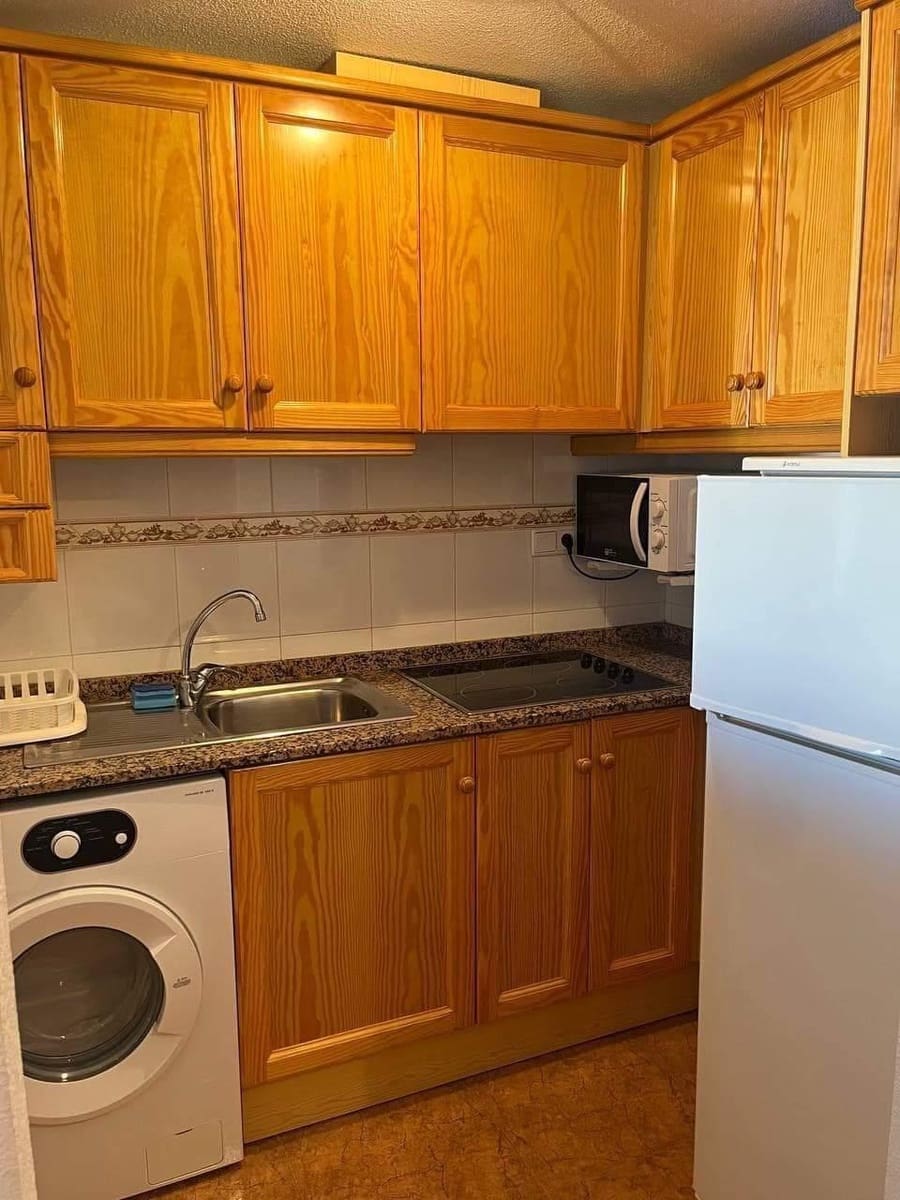 2 soverom Leilighet til salgs i Torrevieja - € 147 000 (Ref: 9359309)