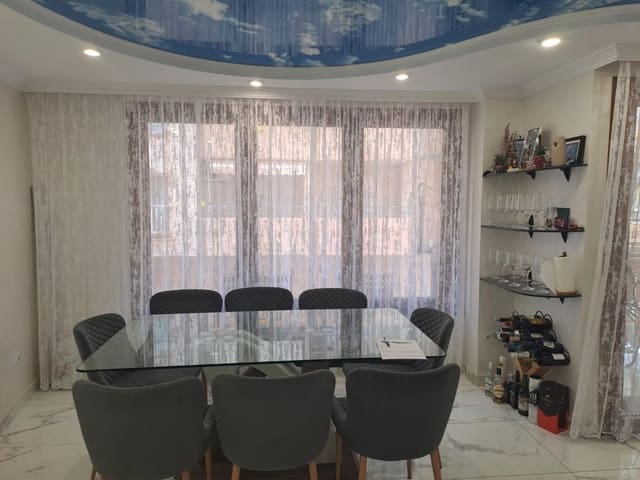 3 bedroom Apartment for sale in Las Piscinas Naturales, Torrevieja - € 180,000 (Ref: 9359315)