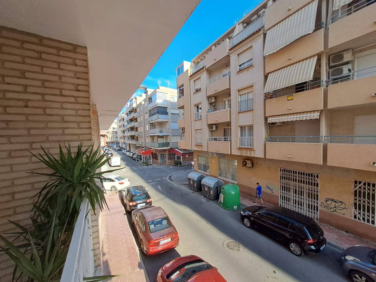 3 bedroom Apartment for sale in Torrevieja - € 180,000 (Ref: 9359315)