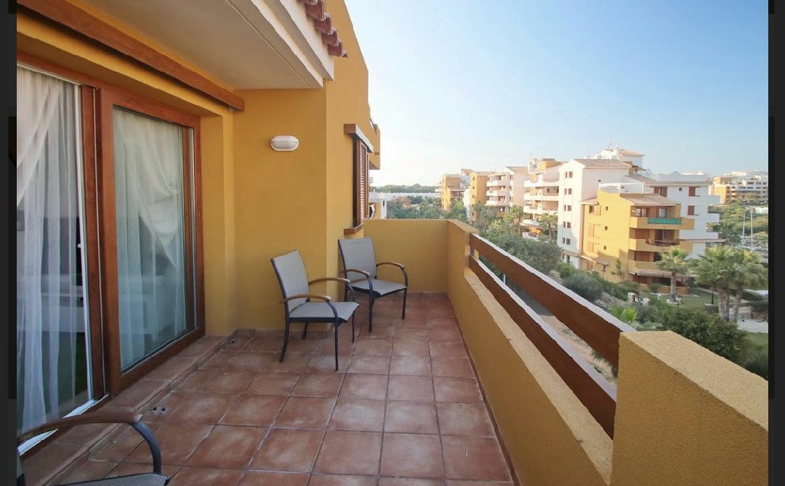 3 makuuhuone Huoneisto myytävänä paikassa Torrevieja - 435 750 € (Ref: 9359319)