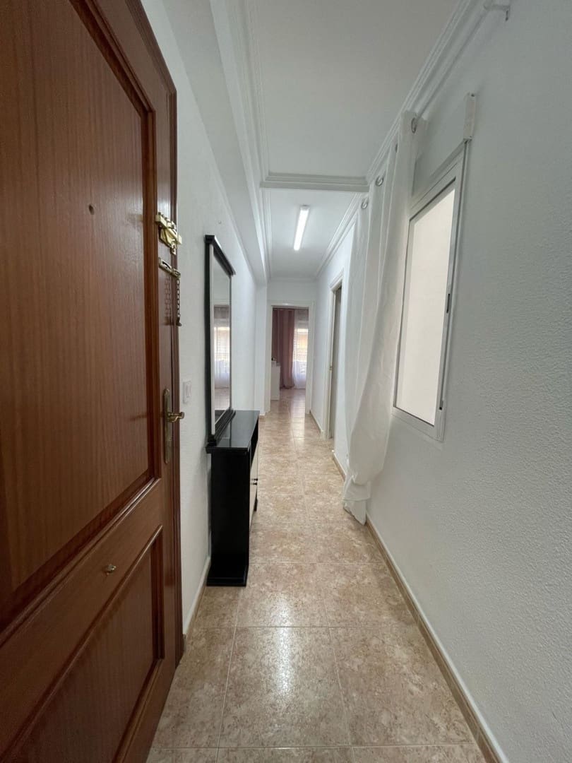 2 quarto Apartamento para venda em Torrevieja - 179 000 € (Ref: 9359330)