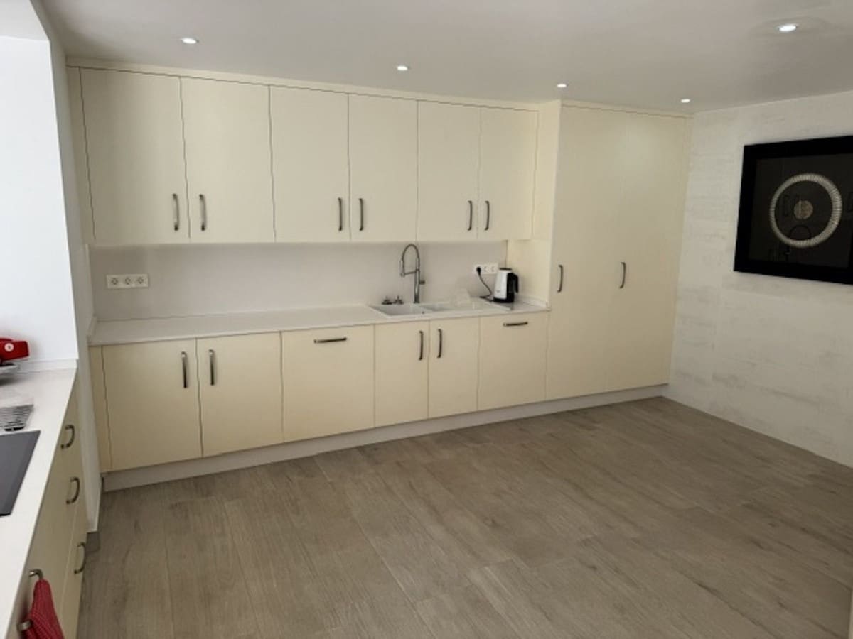 5 camera da letto Villa in vendita in Estepona - 1.495.000 € (Rif: 9359348)