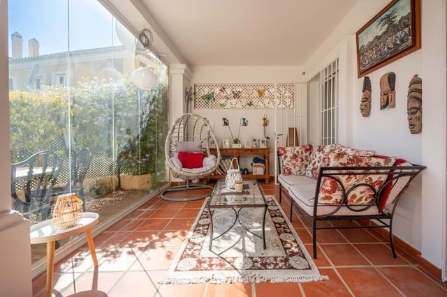 3 soveværelse Byhus til salg i Elviria, Marbella - € 675.000 (Ref: 9359353)