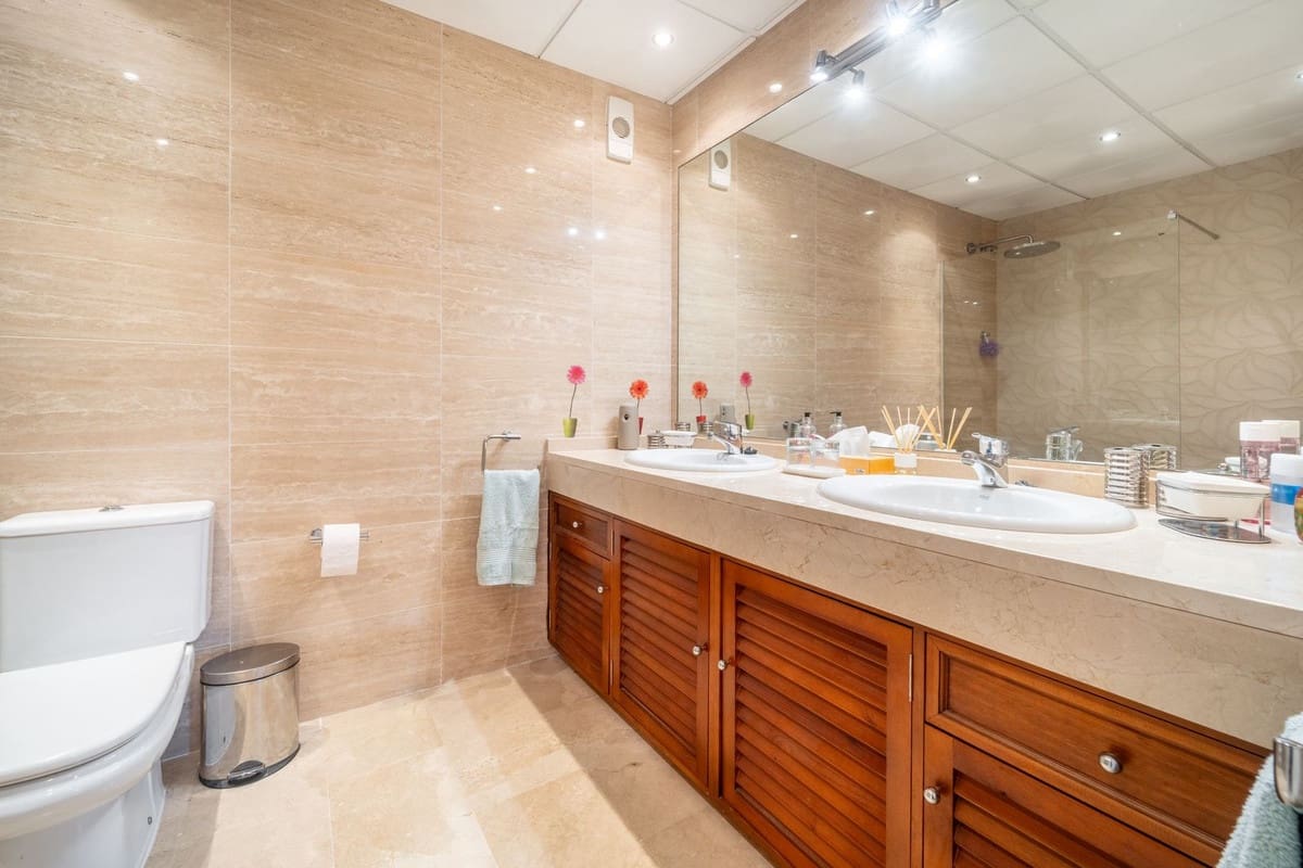 3 soverom Hus til salgs i Elviria - € 675 000 (Ref: 9359353)