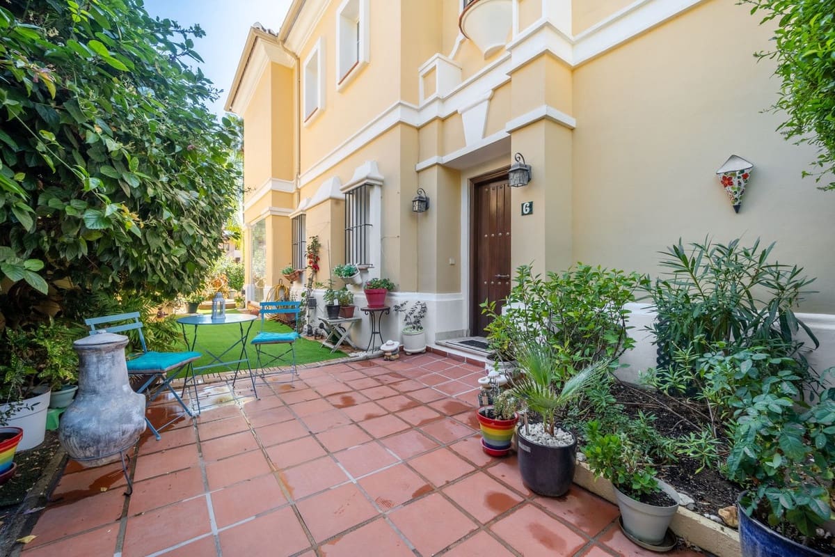 3 soverom Hus til salgs i Elviria - € 675 000 (Ref: 9359353)