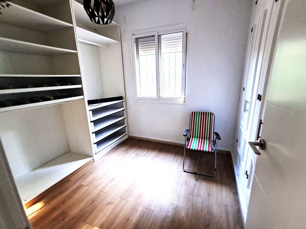 5 sypialnia Willa na sprzedaż w Estepona - 1 150 000 € (Ref: 9359357)