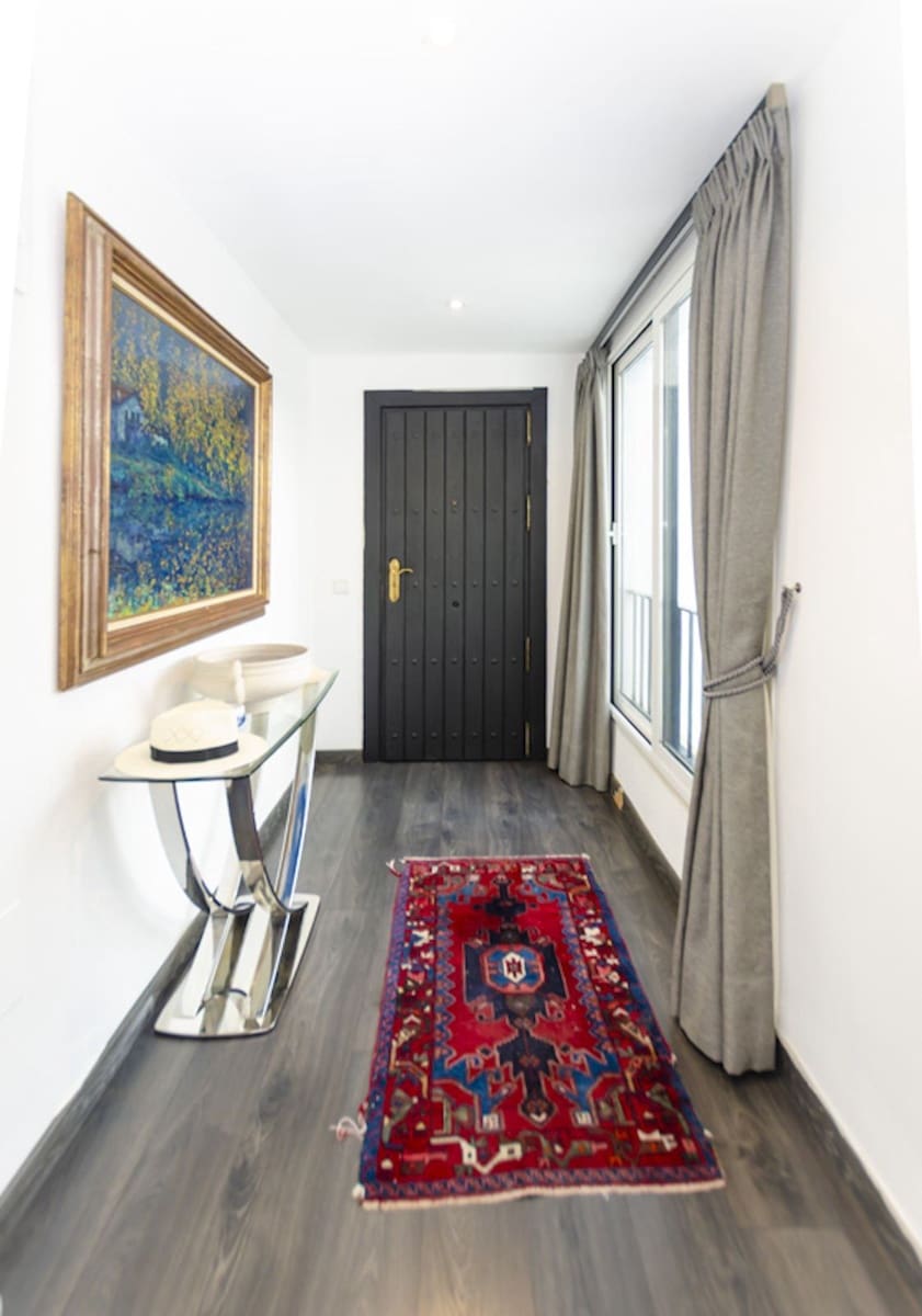 3 soverom Penthouse til salgs i Puerto Banus - € 1 197 000 (Ref: 9359358)