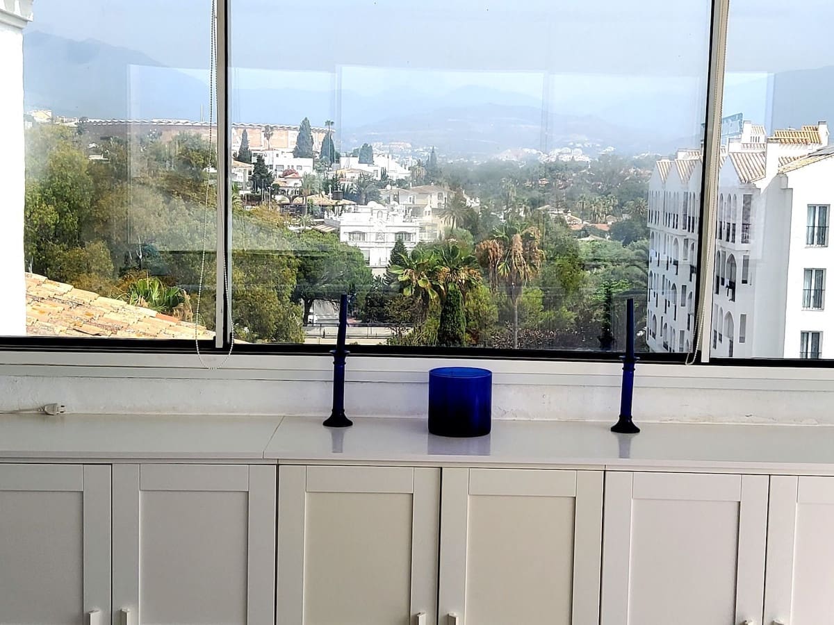 3 soverom Penthouse til salgs i Puerto Banus - € 1 197 000 (Ref: 9359358)