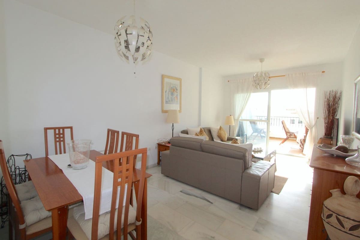 2 makuuhuone Huoneisto myytävänä paikassa Sitio de Calahonda - 369 000 € (Ref: 9359359)