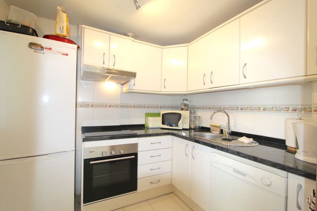 2 makuuhuone Huoneisto myytävänä paikassa Sitio de Calahonda - 369 000 € (Ref: 9359359)