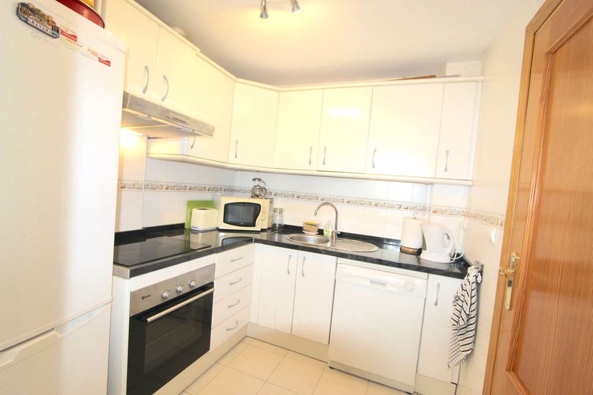 2 makuuhuone Huoneisto myytävänä paikassa Sitio de Calahonda - 369 000 € (Ref: 9359359)