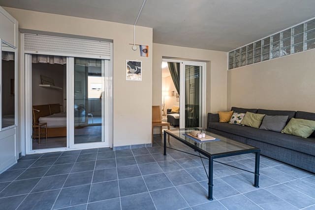 1 bedroom Apartment for sale in Los Pacos, Fuengirola with pool - € 215,000 (Ref: 9359364)