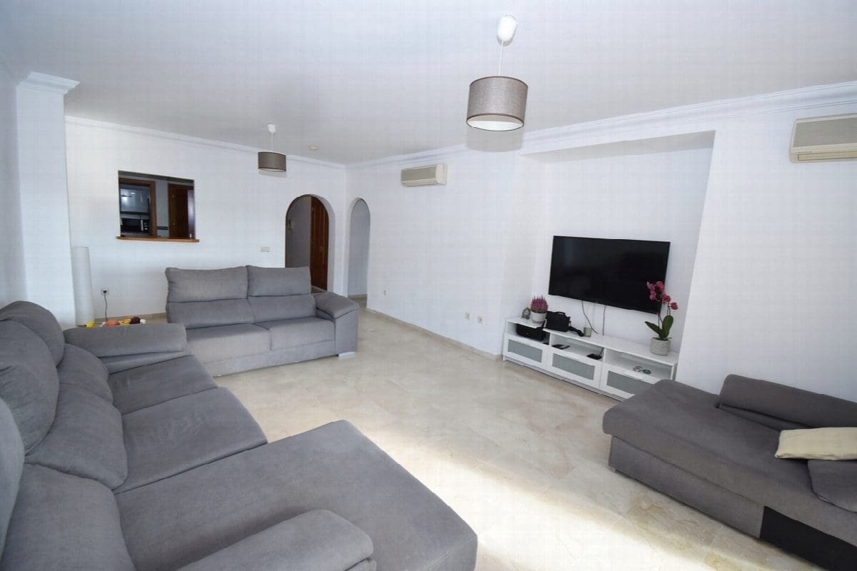 2 chambre Appartement à vendre à La Cala Hills avec piscine garage - 340 000 € (Ref: 9367269)
