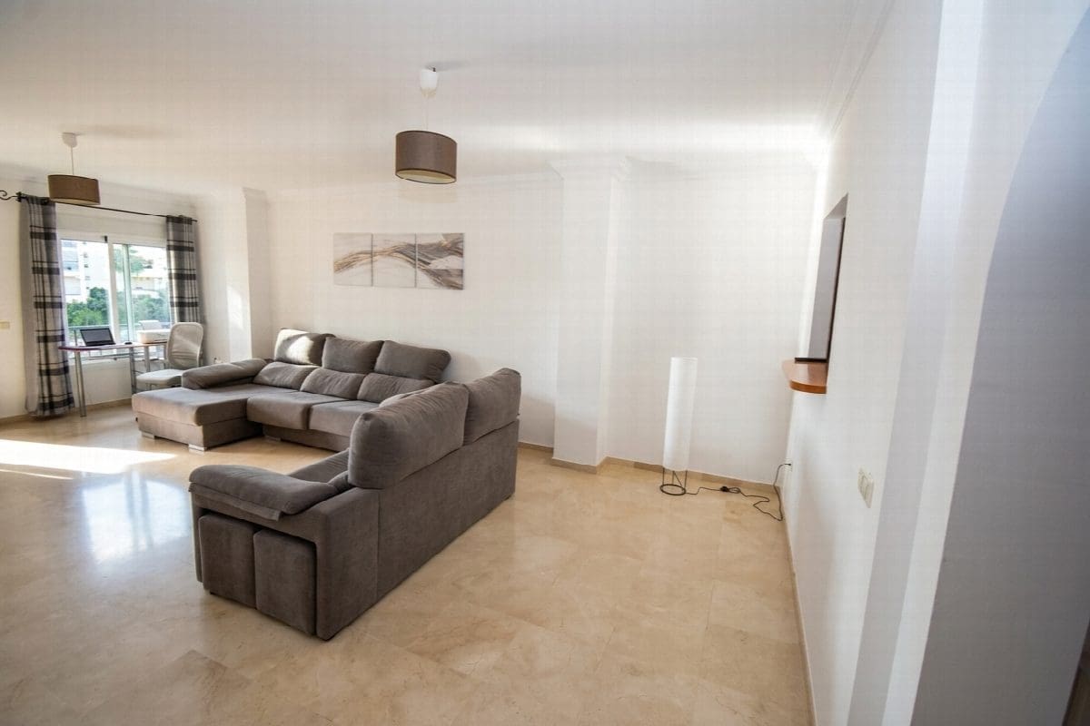 2 chambre Appartement à vendre à La Cala Hills avec piscine garage - 340 000 € (Ref: 9367269)