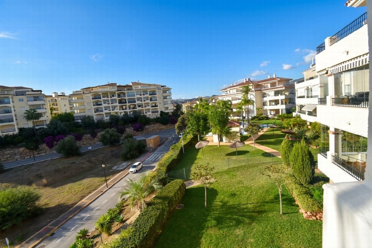 2 chambre Appartement à vendre à La Cala Hills avec piscine garage - 340 000 € (Ref: 9367269)