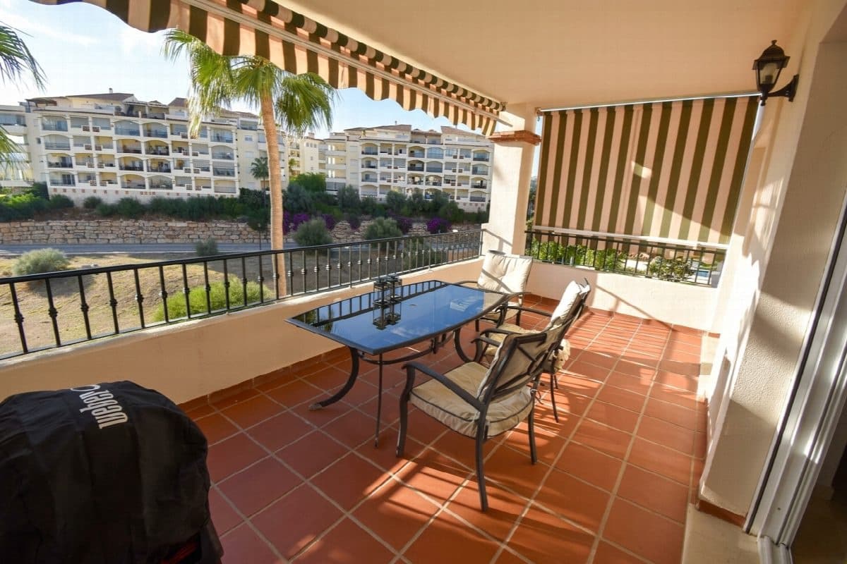 2 chambre Appartement à vendre à La Cala Hills avec piscine garage - 340 000 € (Ref: 9367269)