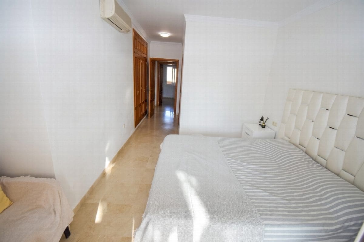 2 chambre Appartement à vendre à La Cala Hills avec piscine garage - 340 000 € (Ref: 9367269)