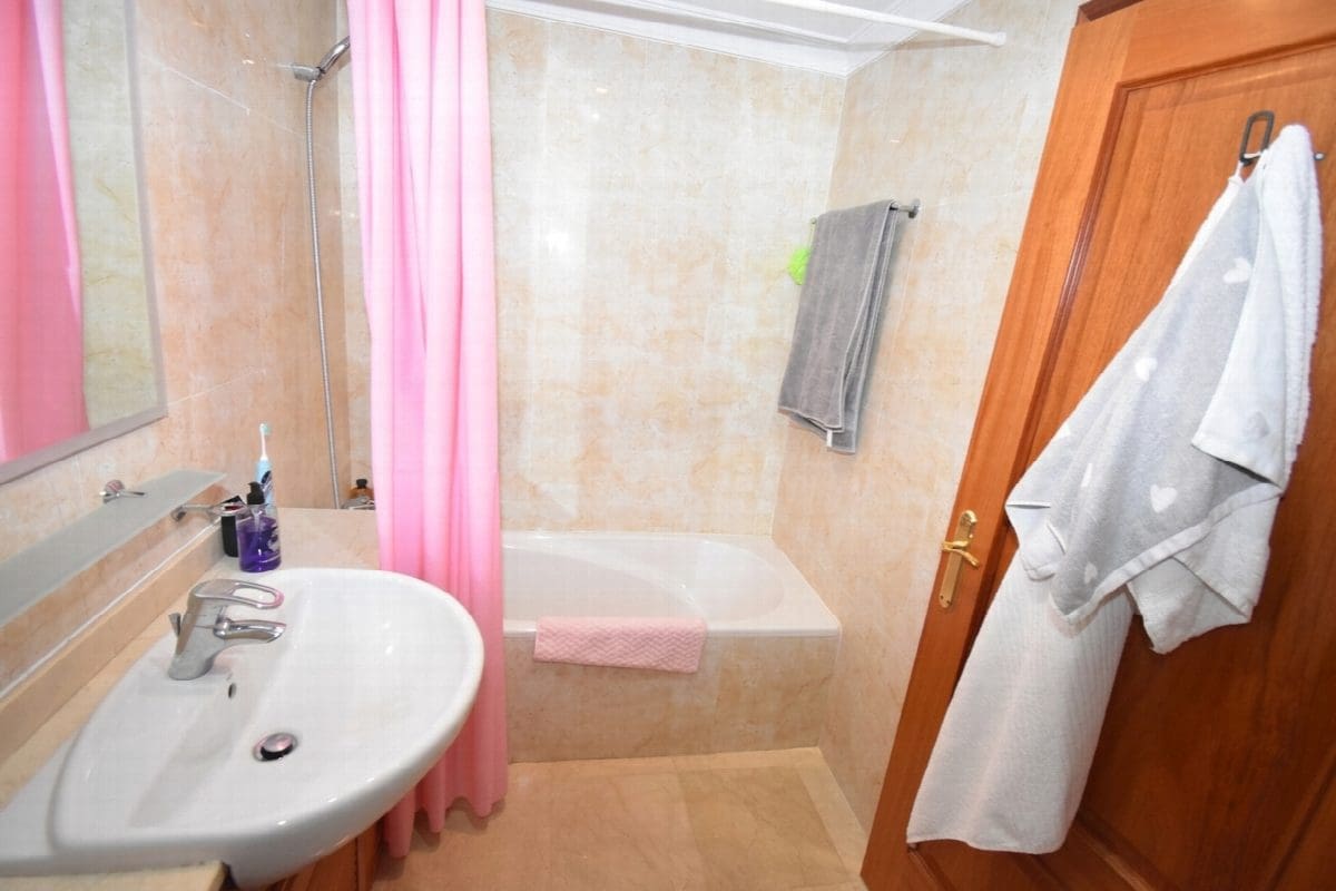 2 chambre Appartement à vendre à La Cala Hills avec piscine garage - 340 000 € (Ref: 9367269)