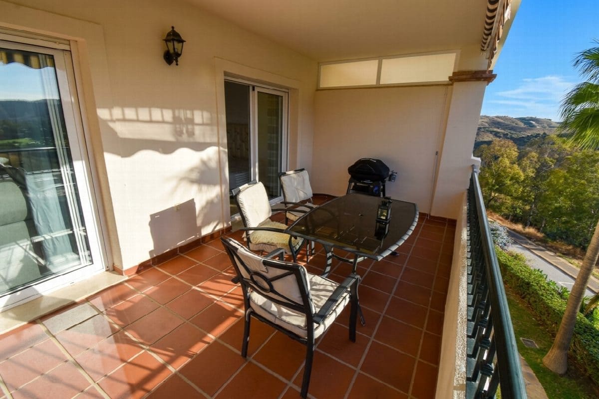 2 chambre Appartement à vendre à La Cala Hills avec piscine garage - 340 000 € (Ref: 9367269)