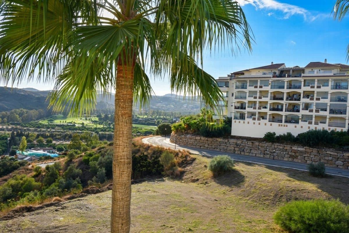 2 chambre Appartement à vendre à La Cala Hills avec piscine garage - 340 000 € (Ref: 9367269)