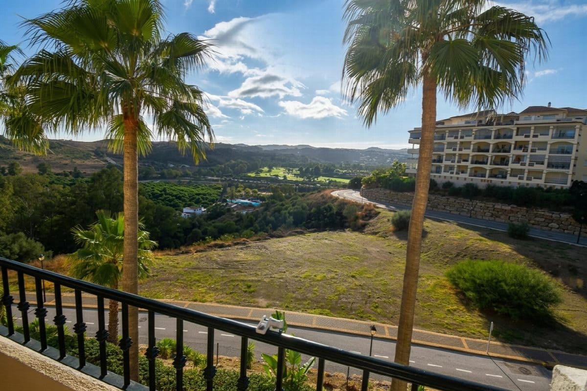 2 chambre Appartement à vendre à La Cala Hills avec piscine garage - 340 000 € (Ref: 9367269)