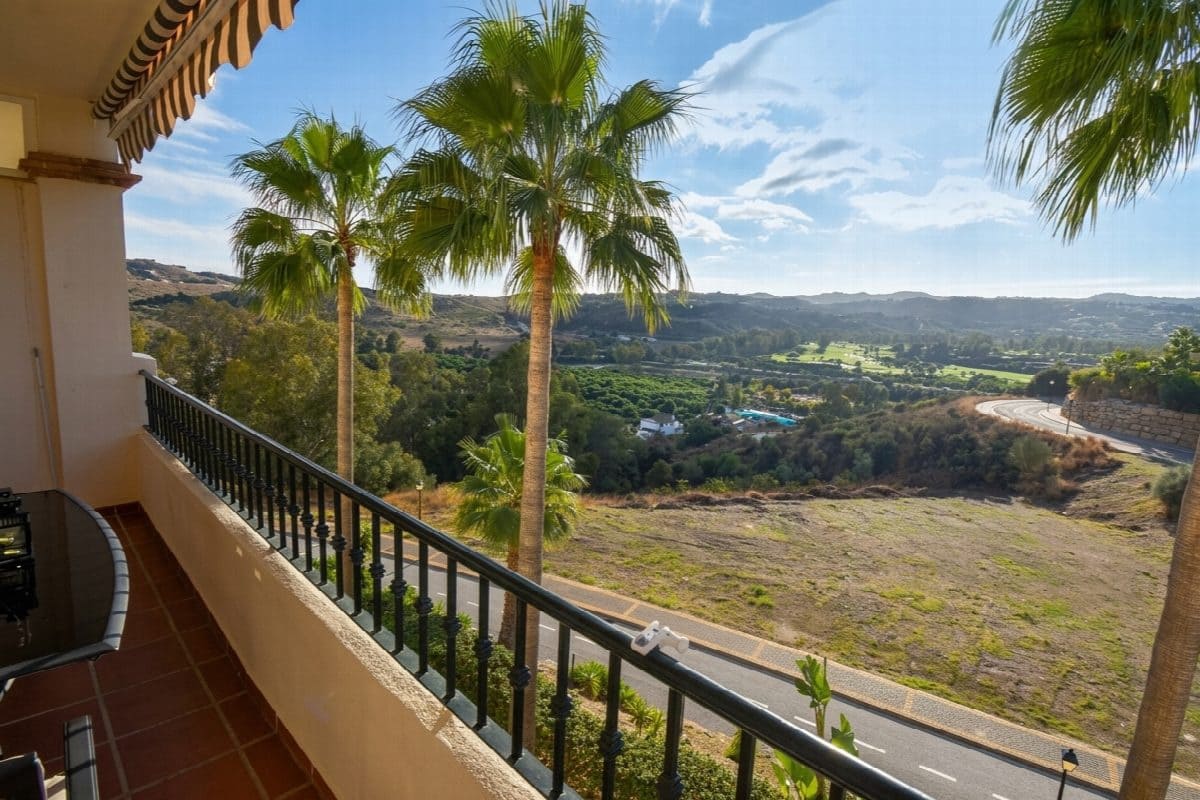 2 chambre Appartement à vendre à La Cala Hills avec piscine garage - 340 000 € (Ref: 9367269)