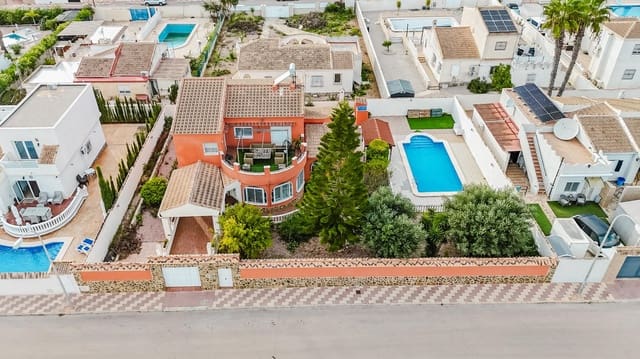 6 camera da letto Villa in vendita in El Chaparral, Torrevieja con garage - 449.000 € (Rif: 9367300)