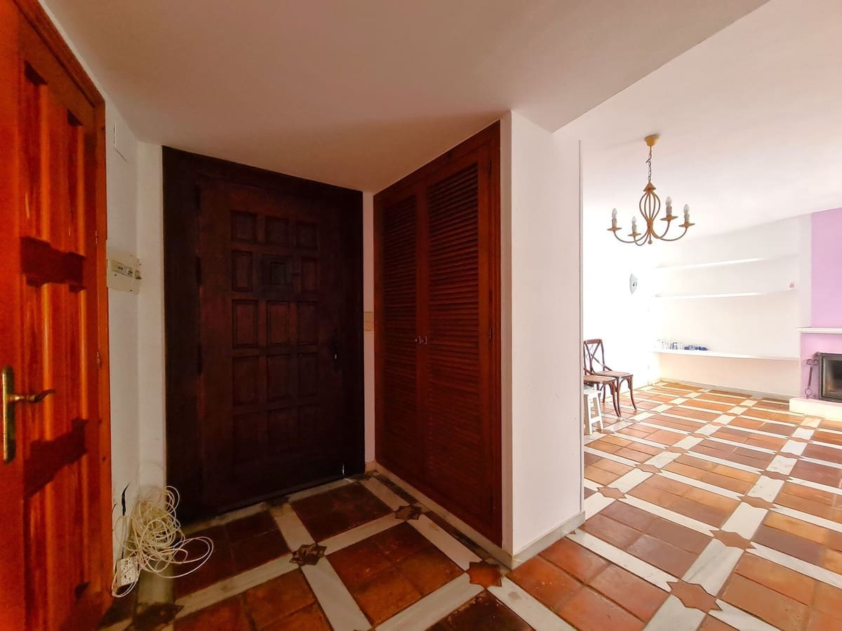 3 bedroom Townhouse for sale in Guadalmina - € 600,000 (Ref: 9367326)