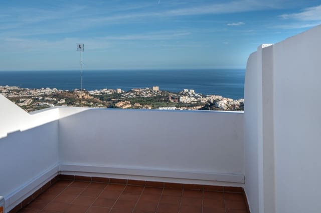 3 slaapkamer Penthouse te koop in Benalmádena pueblo, Benalmádena met zwembad garage - € 619.000 (Ref: 9367329)